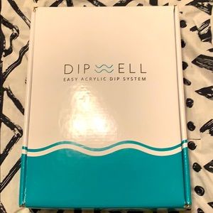 Brand new Dip Well nail kit.